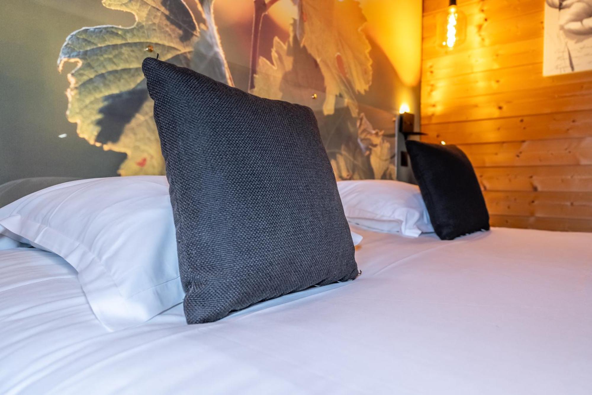 Hotel Quai Des Pontis 코냐크 외부 사진